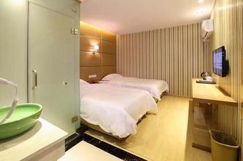 Lushang Tianjie Quick Hotel Jiujiang  Екстериор снимка